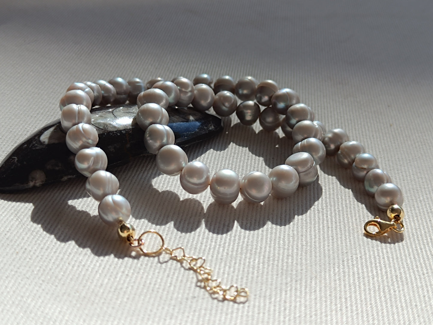 Necklace Chione Greyish Cultured Freshwater Pearl Baroque