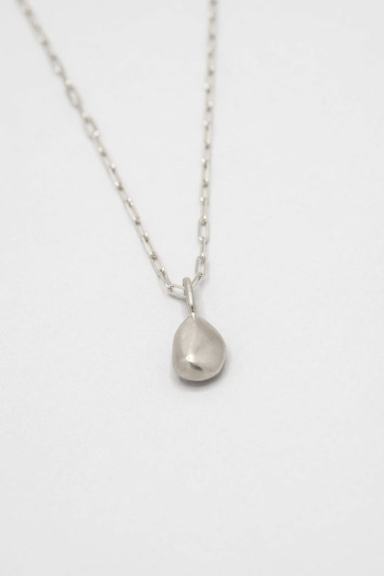 Necklace Pebble Pendant - Silver