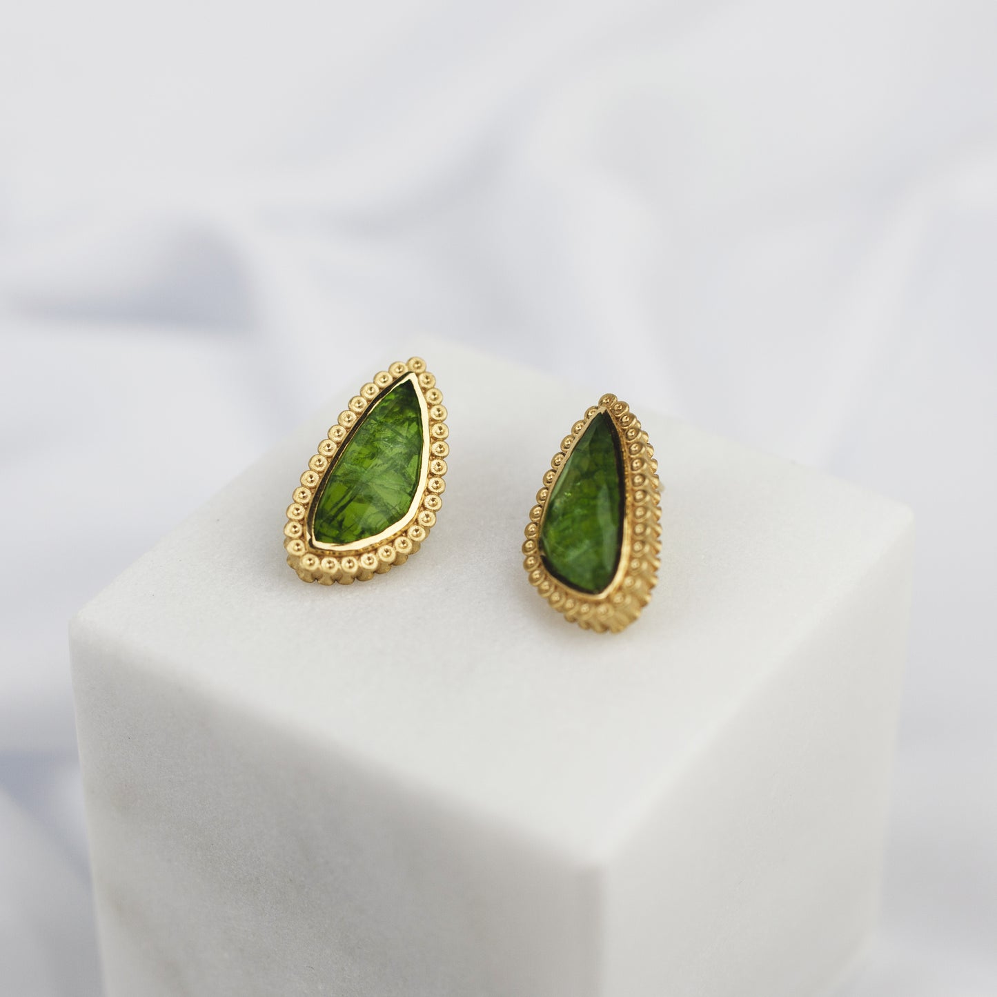 Earrings Kerykes Trillionish "Eleusis Collection"