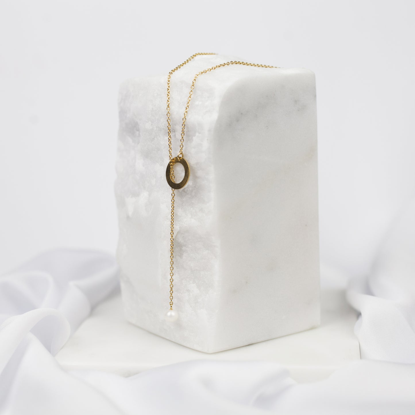 Necklace Minimal Pearl "Vermeer Collection"