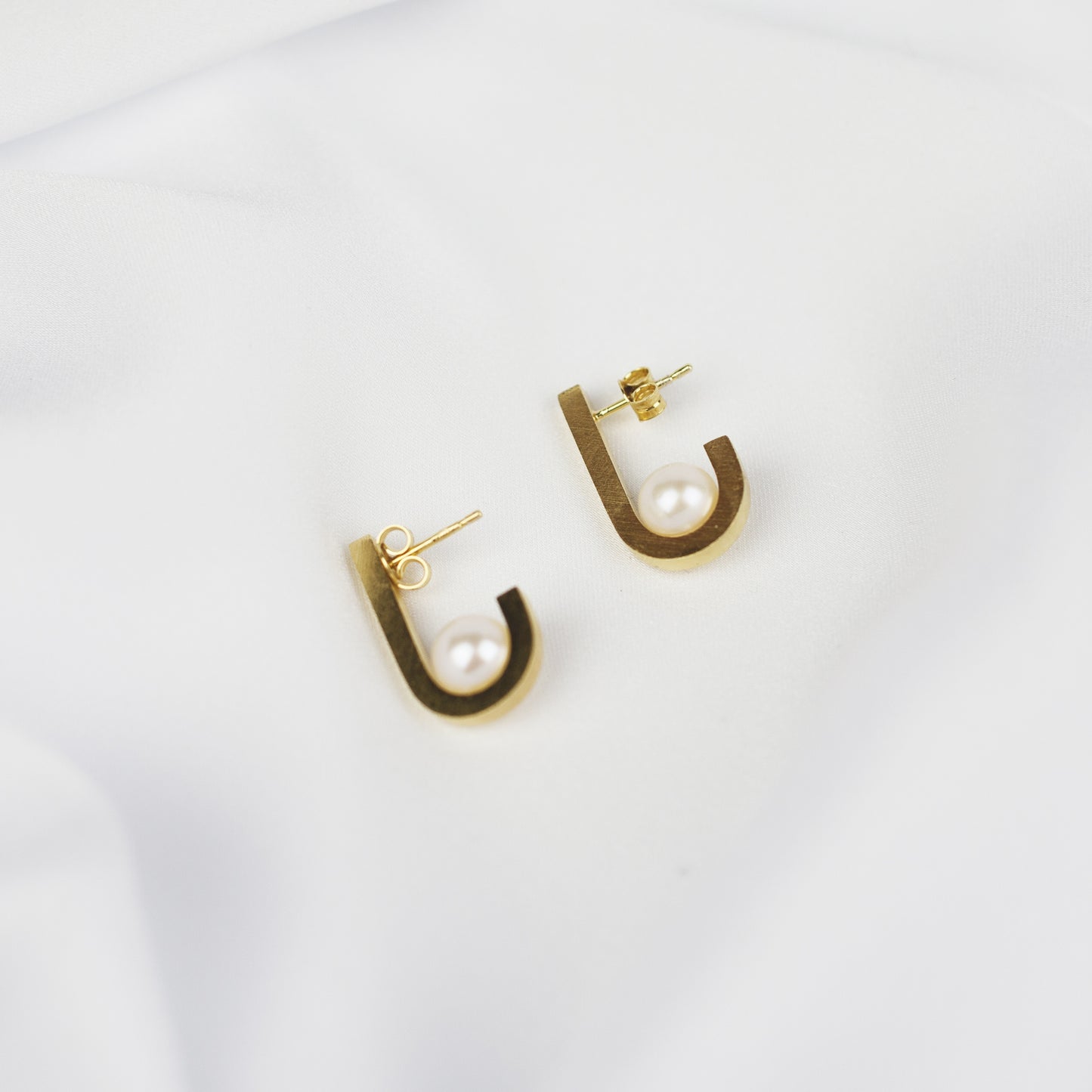 Earrings U Pearl Gold Plated "Kad Collection"