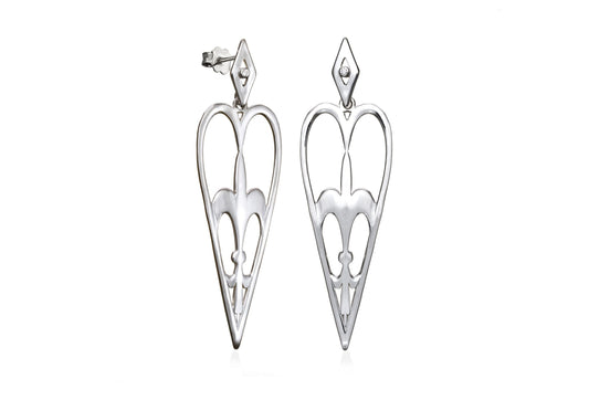 Heartshield – Stud Earrings Mat