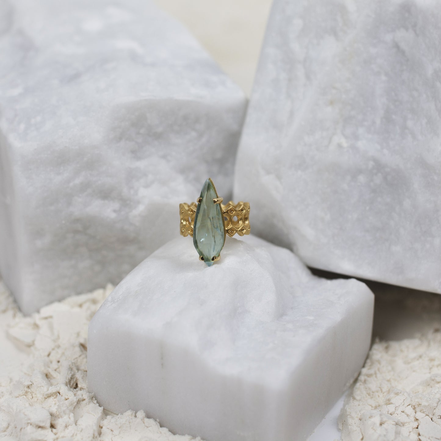 Ring Catagena "Glory Doors Collection"