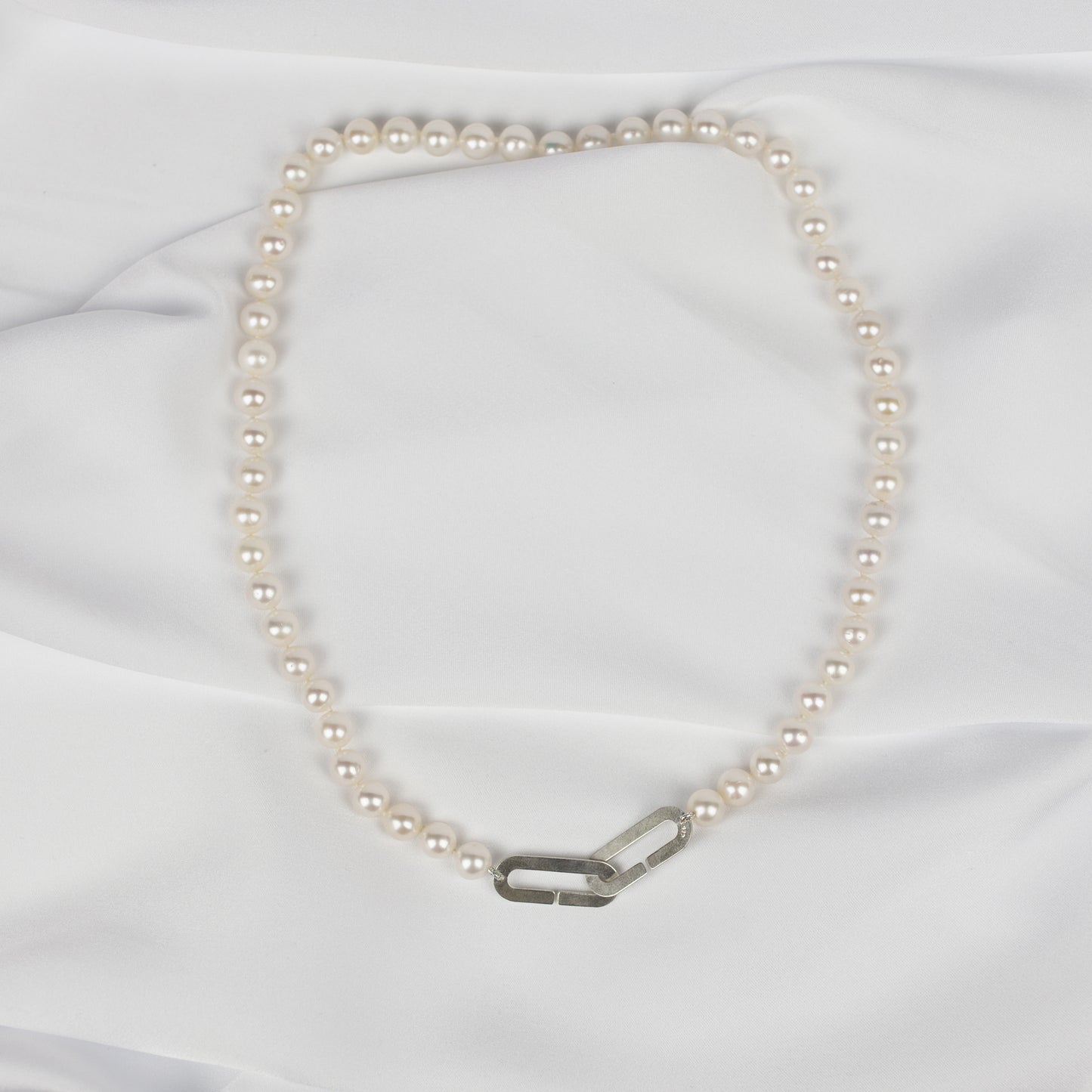 Necklace with Pearl "Unity Collection"